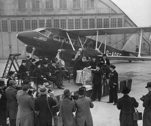 g-adec dh86 hillmans aw heston mar 1932 0029-0048